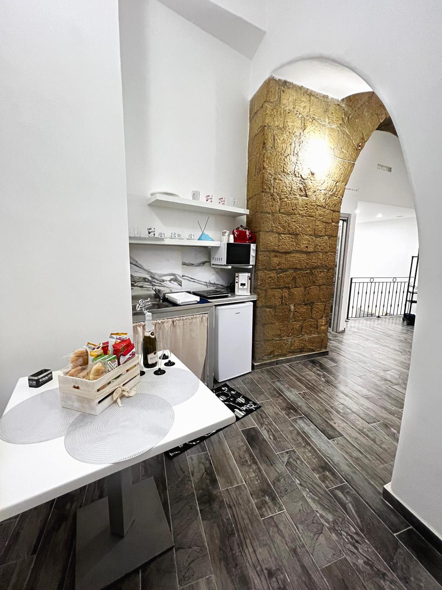 Arco Dei Borboni Bed & Breakfast Наполи Екстериор снимка